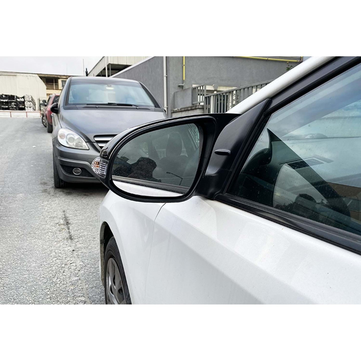 CARCASE OGLINZI PENTRU TOYOTA CHR 2016+