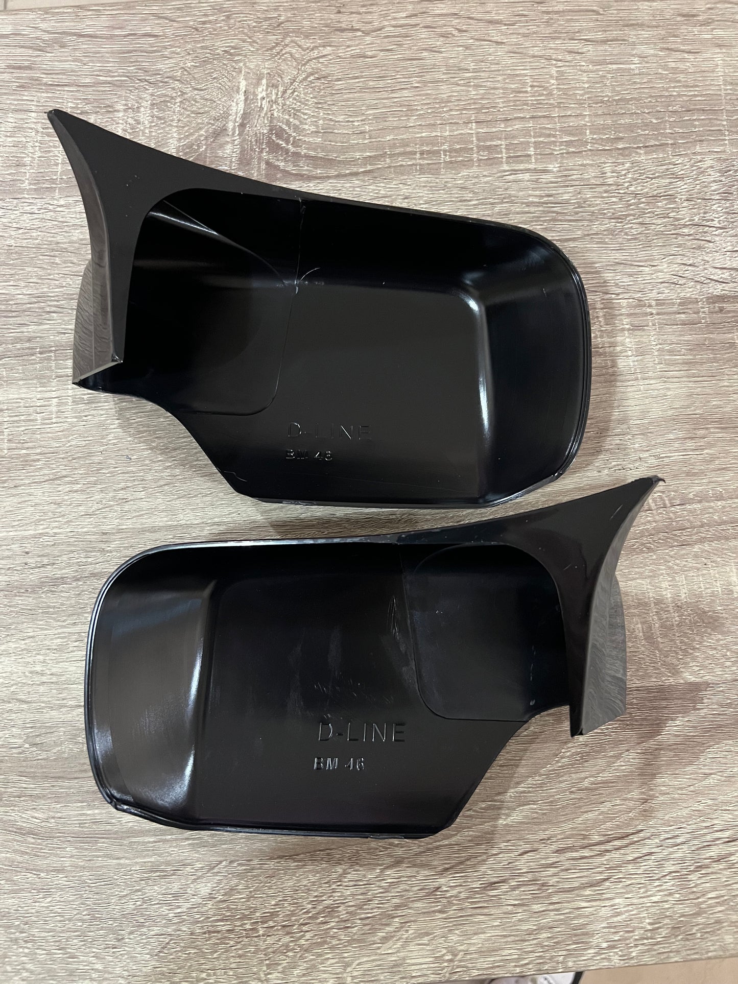 Καλύμματα καθρέφτη BATMAN design για BMW σειρά 3 E46 1998-2005 - μαύρη λάκα πιάνου