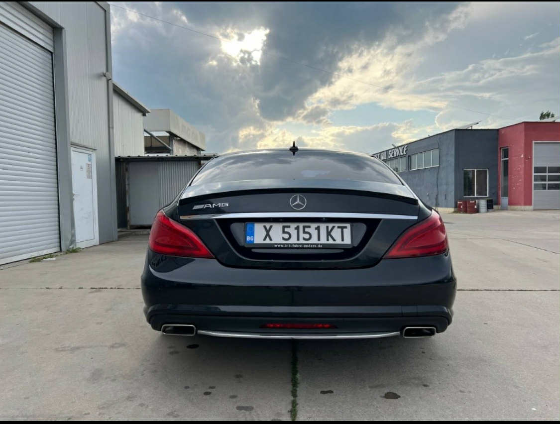 Eleron spate tip AMG pentru Mercedes CLS W218 2012-2017 lac negru piano