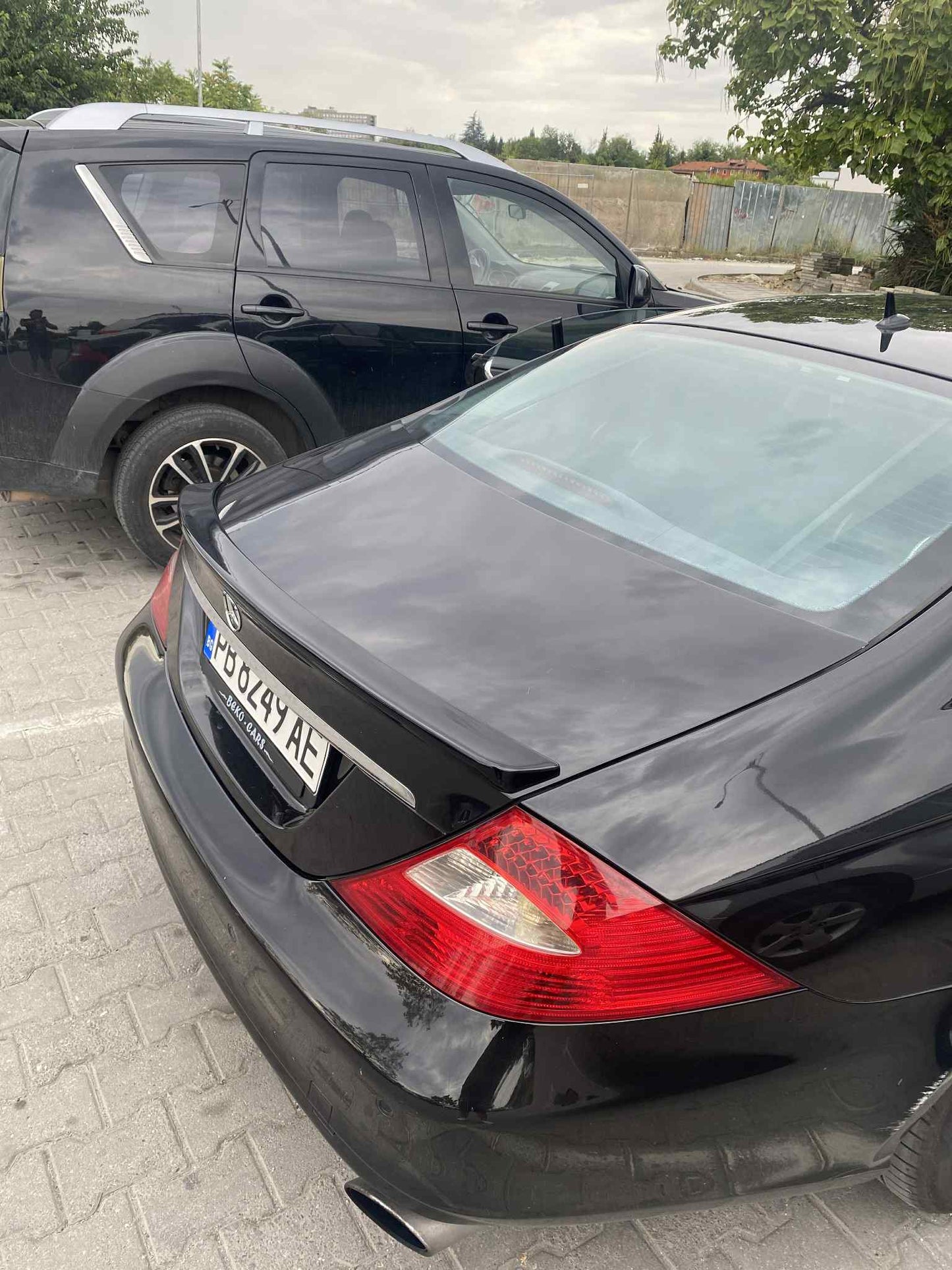 Eleron spate stil AMG pentru Mercedes CLS W219 2005-2010 lac negru piano
