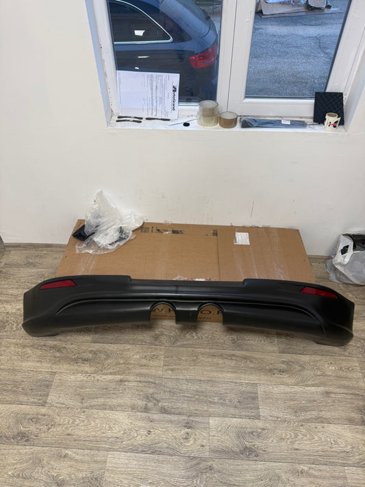 ΣΥΝΔΕΣΗ ΠΙΣΩ ΠΡΟΦΥΛΑΚΤΗΡΑ ΣΤΥΛ R32 ΓΙΑ GOLF 5