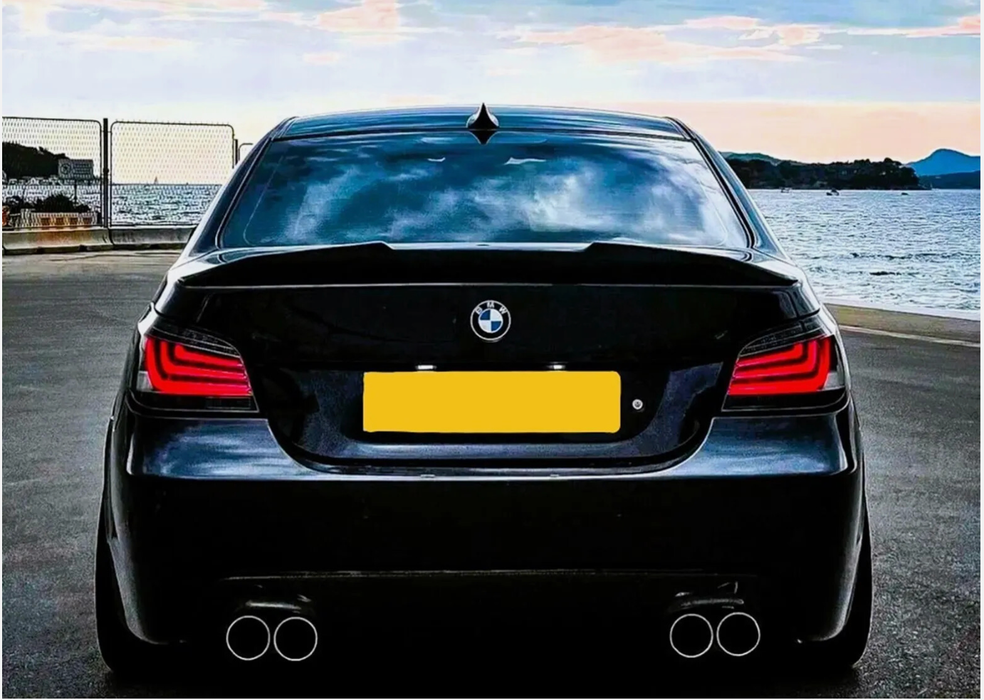 Заден PSM стил спойлер за BMW E60 черен пиано лак